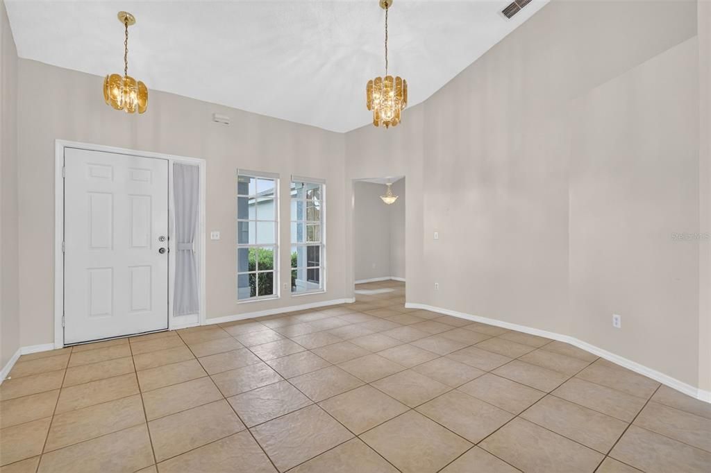 For Sale: $318,000 (3 beds, 2 baths, 1727 Square Feet)