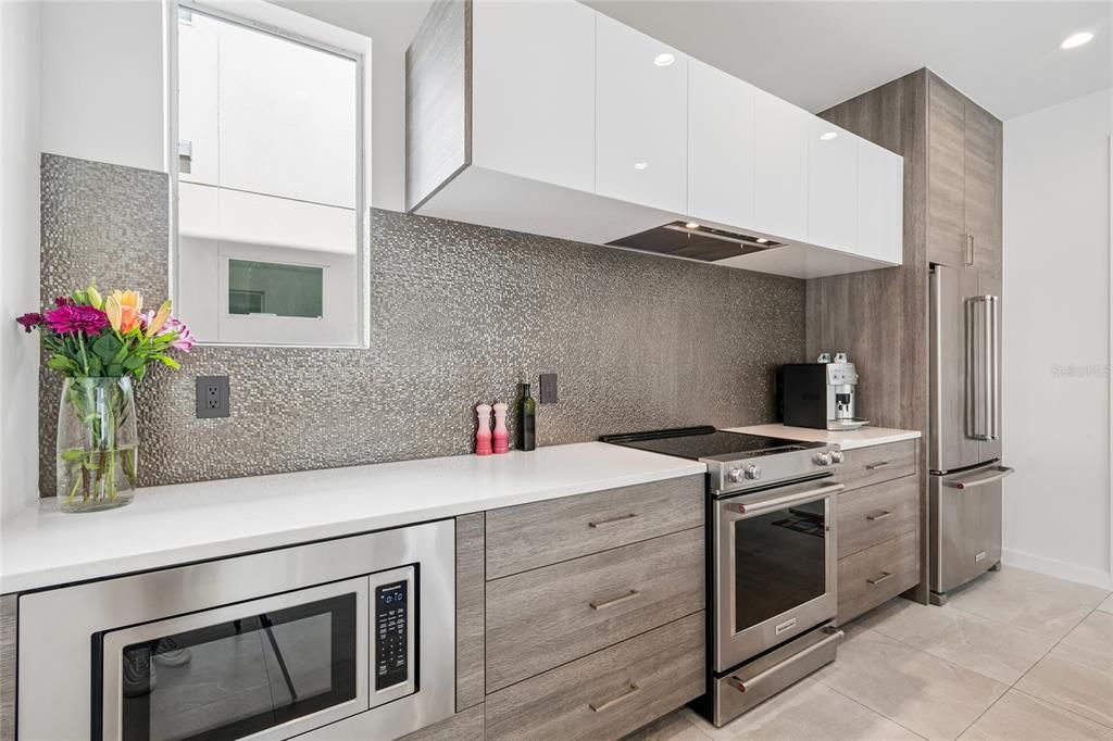 На продажу: $1,399,000 (4 спален, 3 ванн, 2218 Квадратных фут)