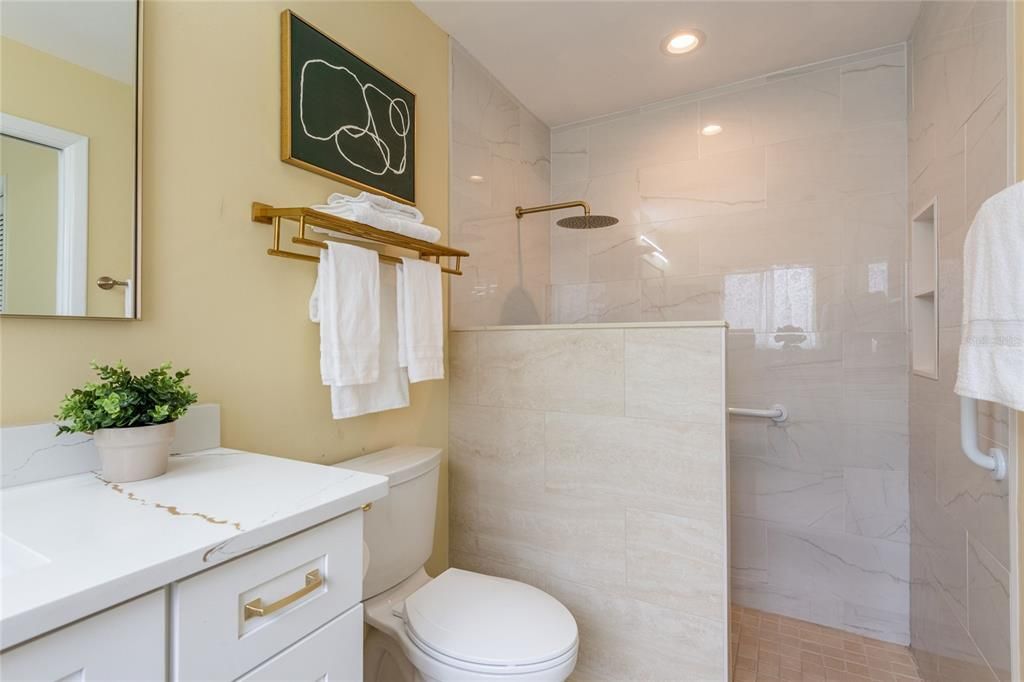 For Sale: $650,000 (4 beds, 2 baths, 2478 Square Feet)