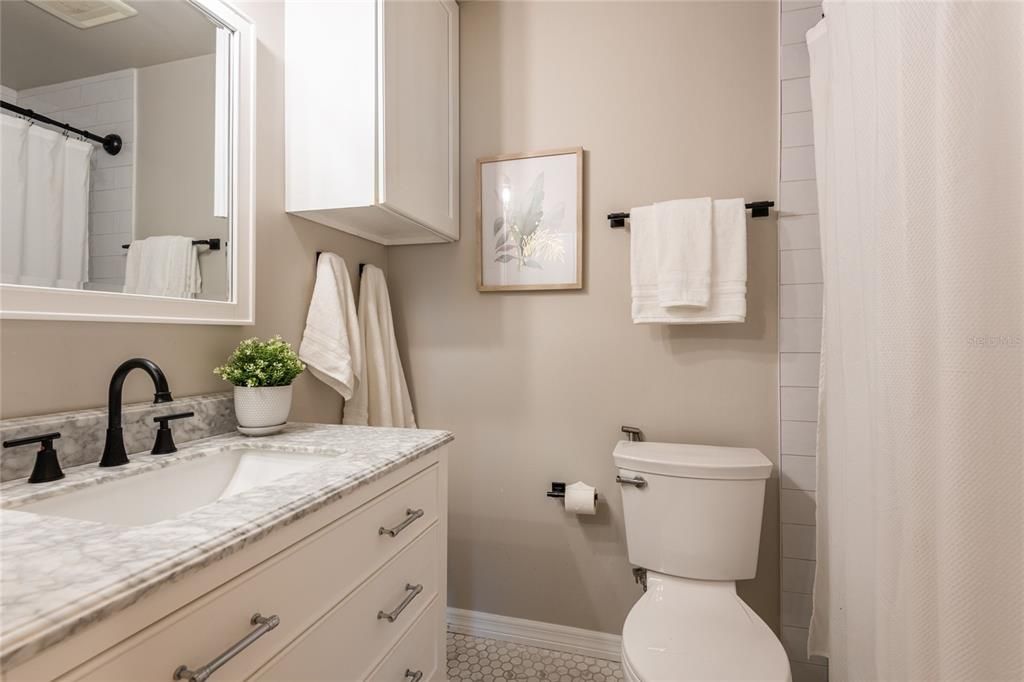 For Sale: $650,000 (4 beds, 2 baths, 2478 Square Feet)