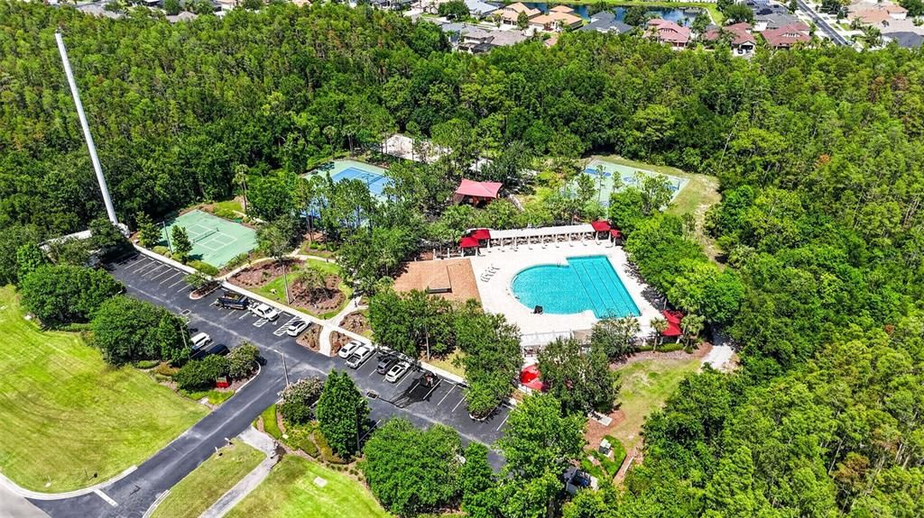 En Venta: $399,000 (4 camas, 3 baños, 1821 Pies cuadrados)