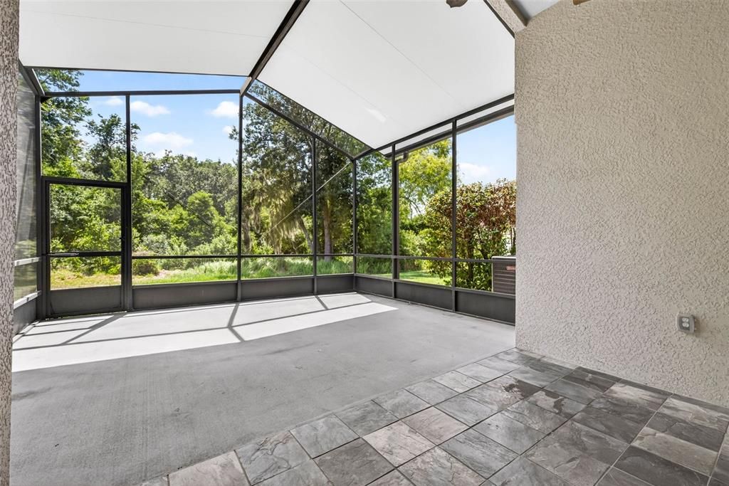 En Venta: $399,000 (4 camas, 3 baños, 1821 Pies cuadrados)