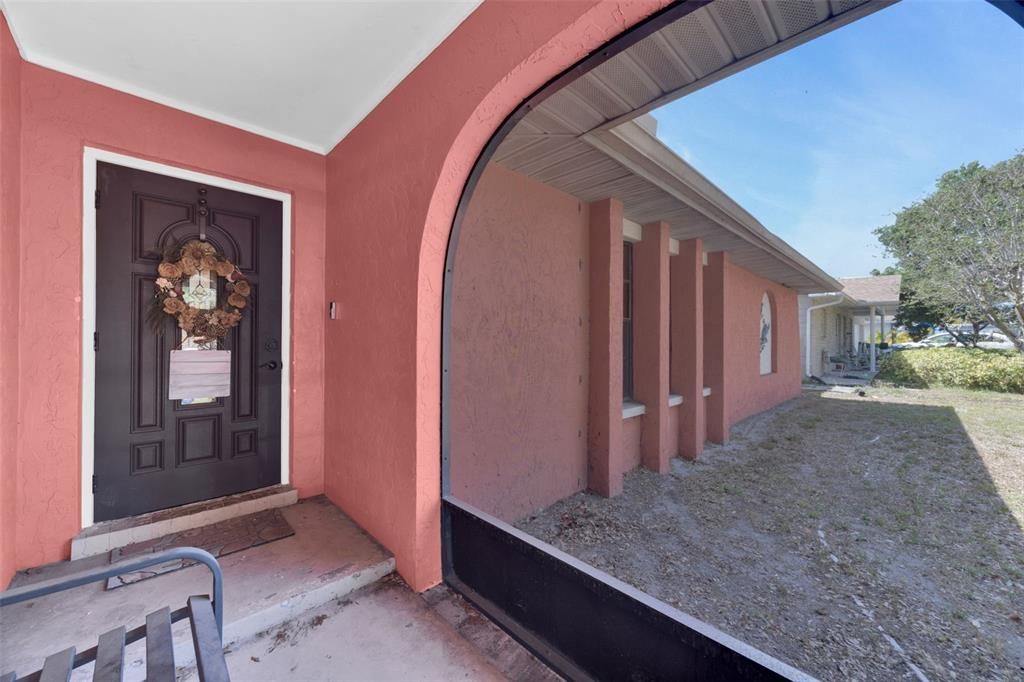 For Sale: $325,000 (2 beds, 2 baths, 1665 Square Feet)