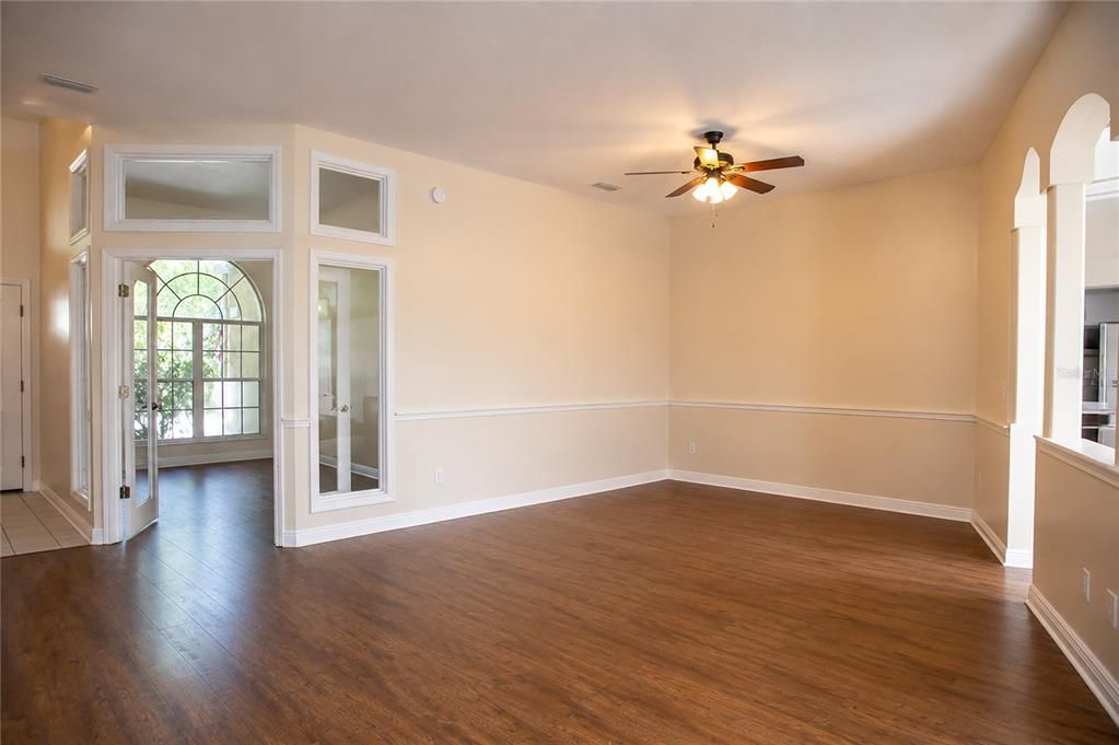 For Sale: $725,000 (4 beds, 3 baths, 2708 Square Feet)