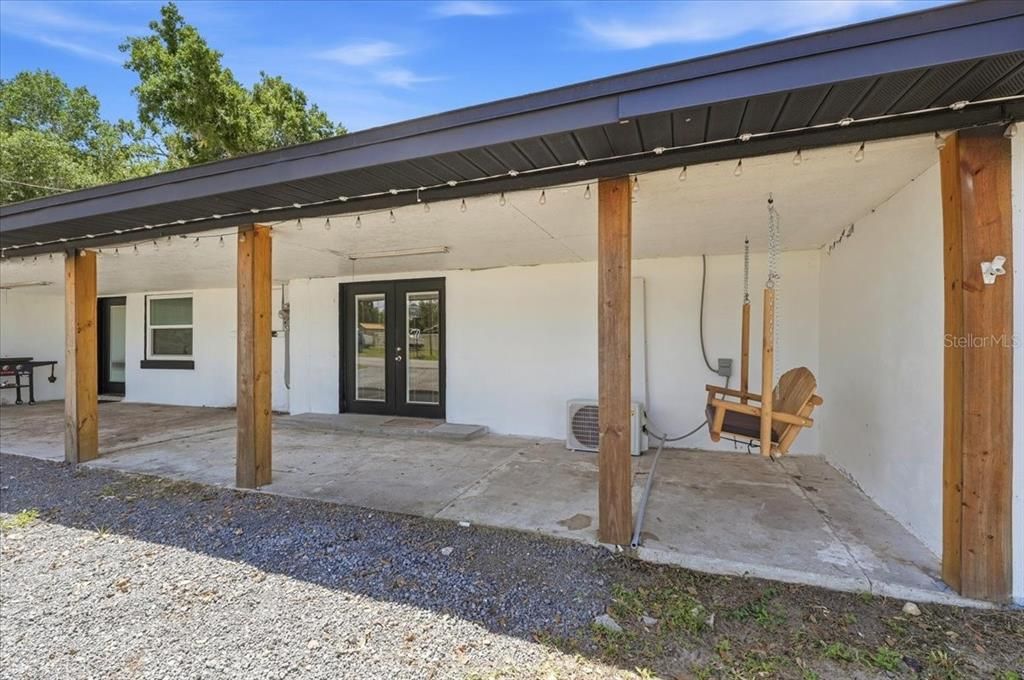 For Sale: $350,000 (5 beds, 3 baths, 2532 Square Feet)