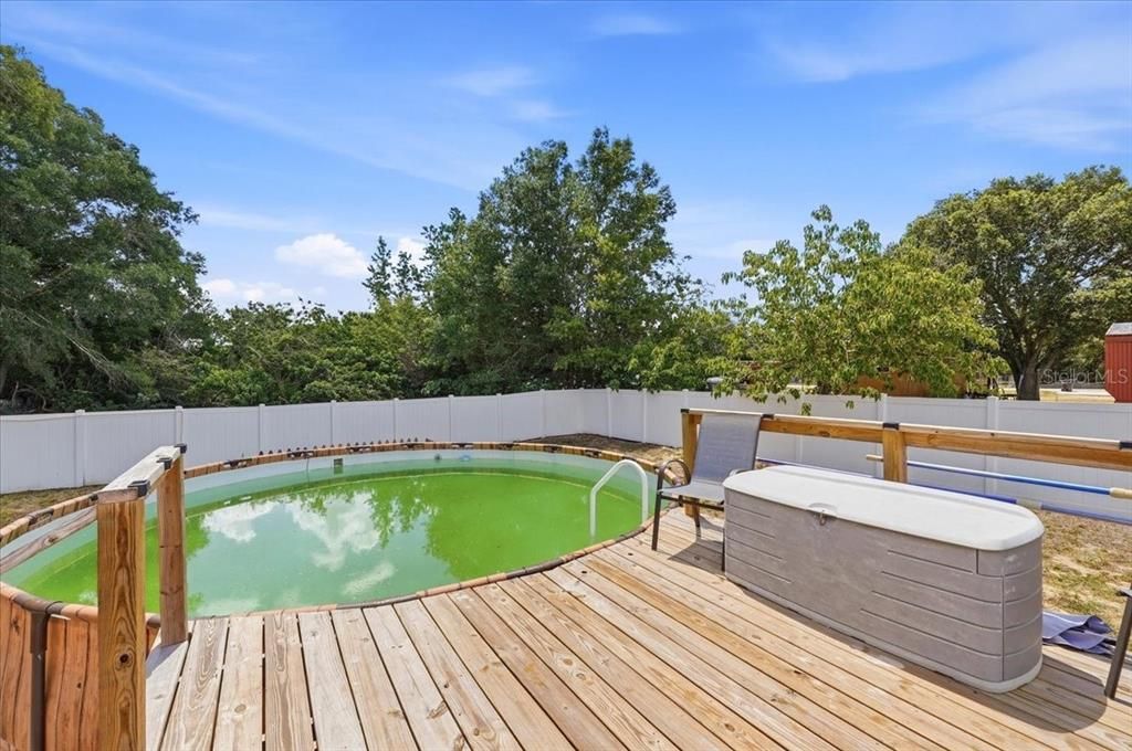 For Sale: $350,000 (5 beds, 3 baths, 2532 Square Feet)