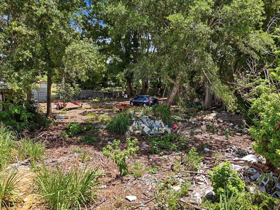 For Sale: $350,000 (5 beds, 3 baths, 2532 Square Feet)