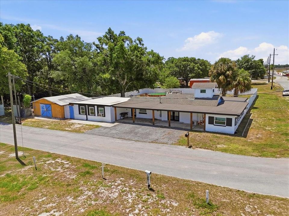 For Sale: $350,000 (5 beds, 3 baths, 2532 Square Feet)