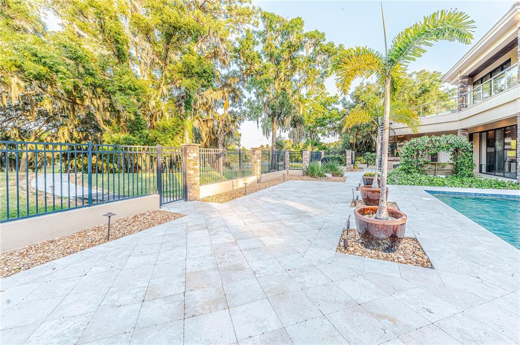 For Sale: $2,599,000 (4 beds, 4 baths, 6105 Square Feet)