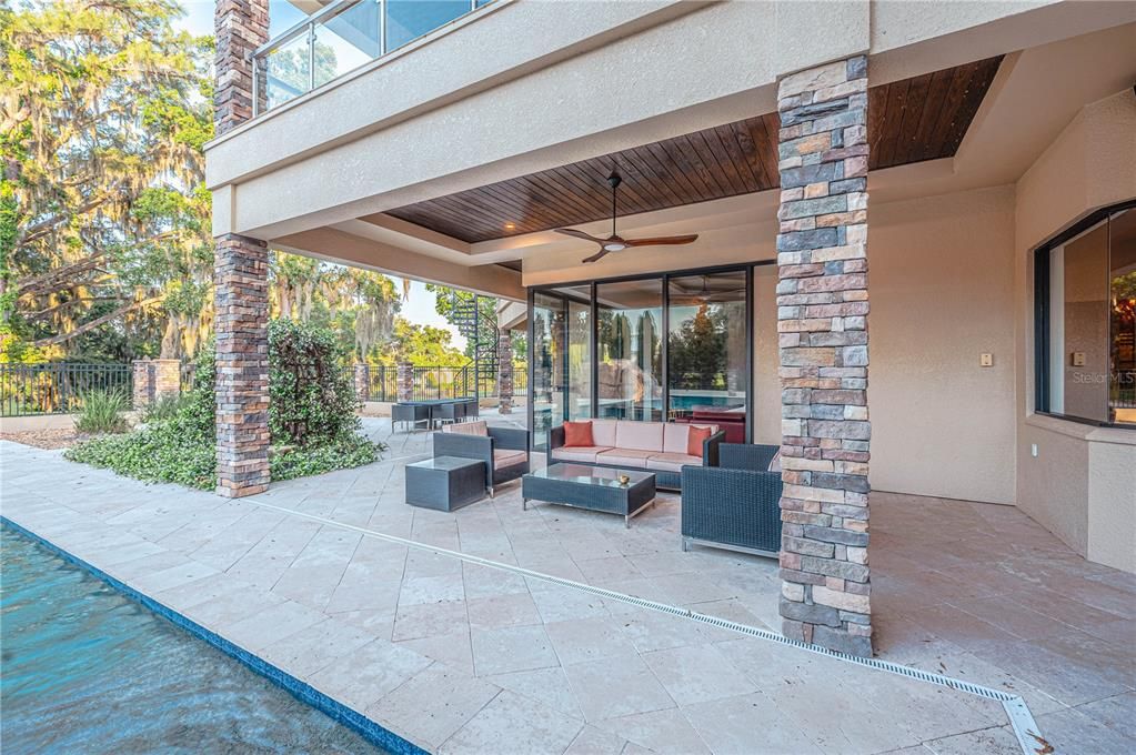 For Sale: $2,599,000 (4 beds, 4 baths, 6105 Square Feet)