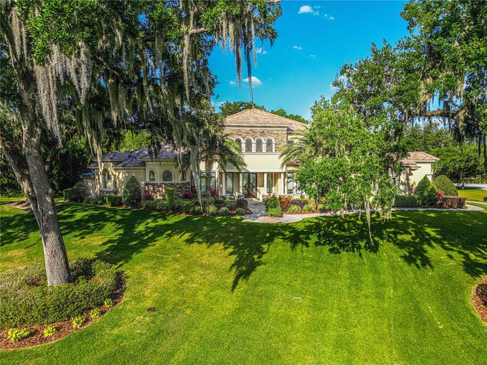 For Sale: $2,599,000 (4 beds, 4 baths, 6105 Square Feet)