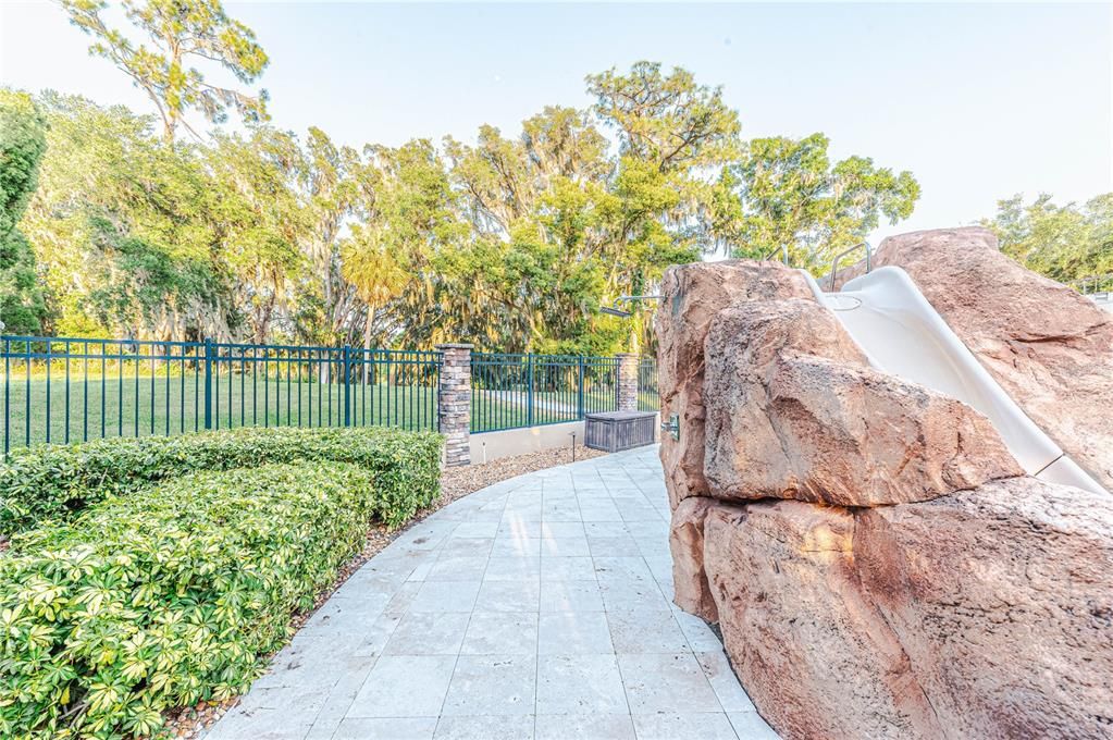 For Sale: $2,599,000 (4 beds, 4 baths, 6105 Square Feet)