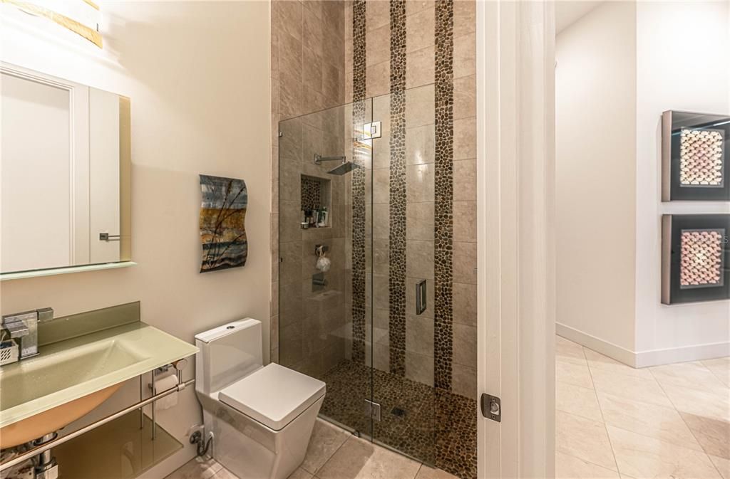 For Sale: $2,599,000 (4 beds, 4 baths, 6105 Square Feet)