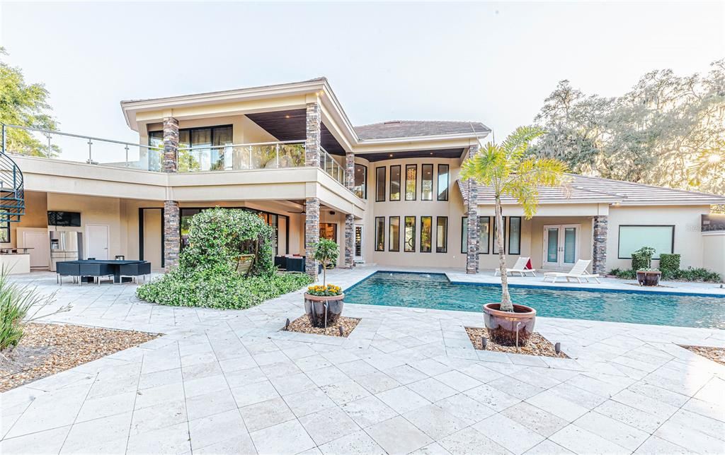 For Sale: $2,599,000 (4 beds, 4 baths, 6105 Square Feet)