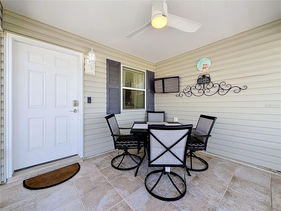 For Sale: $310,000 (2 beds, 2 baths, 1188 Square Feet)