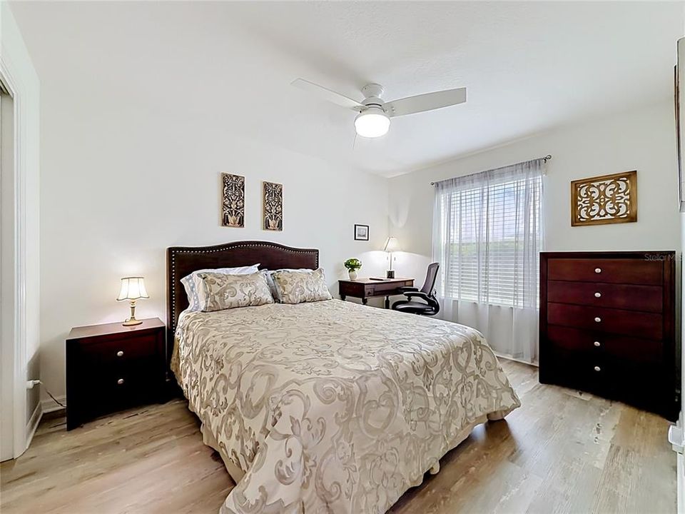 For Sale: $310,000 (2 beds, 2 baths, 1188 Square Feet)