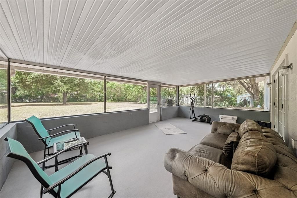 For Sale: $529,900 (3 beds, 2 baths, 1515 Square Feet)