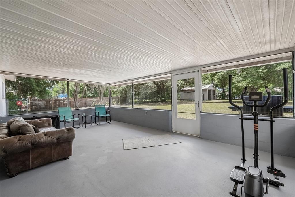 For Sale: $529,900 (3 beds, 2 baths, 1515 Square Feet)