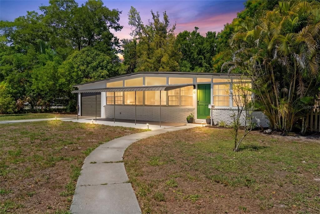 En Venta: $315,000 (2 camas, 1 baños, 989 Pies cuadrados)