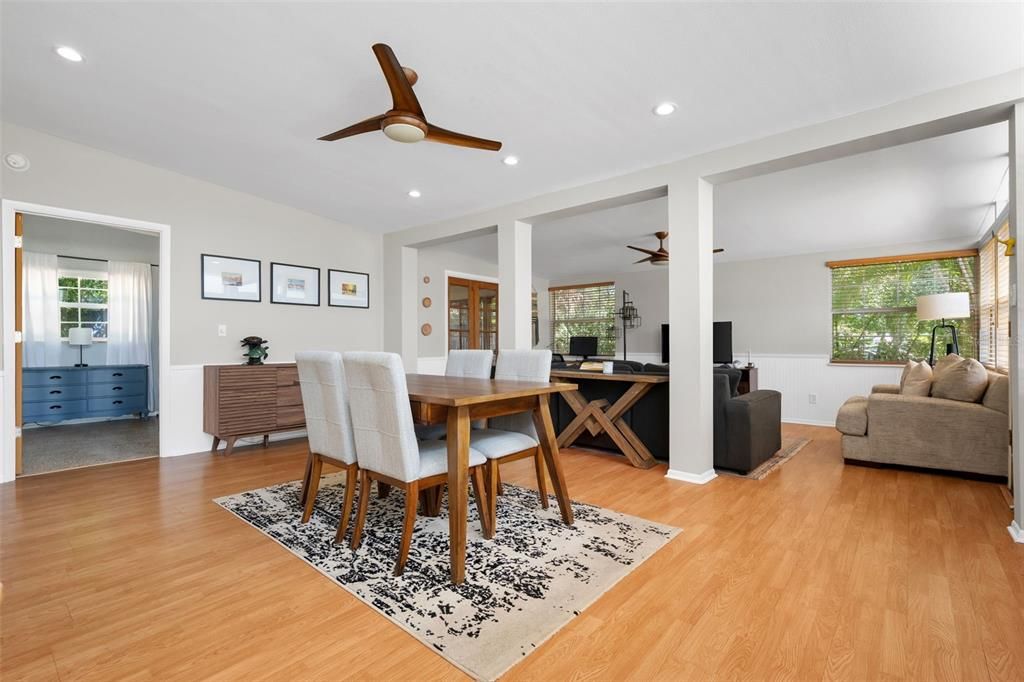 En Venta: $315,000 (2 camas, 1 baños, 989 Pies cuadrados)