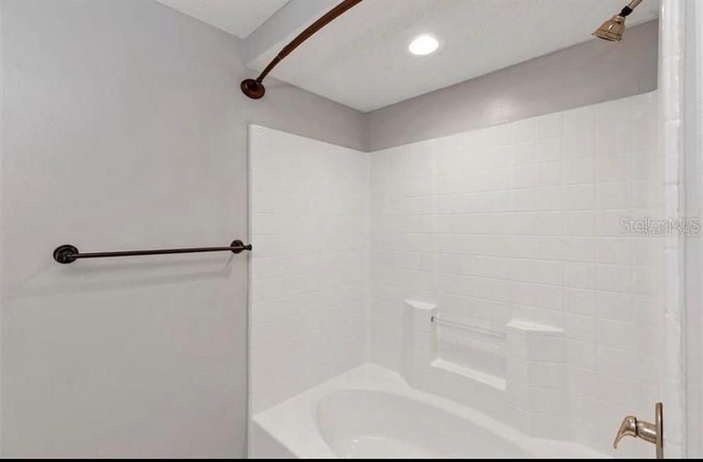 В аренду: $2,095 (2 спален, 2 ванн, 1174 Квадратных фут)