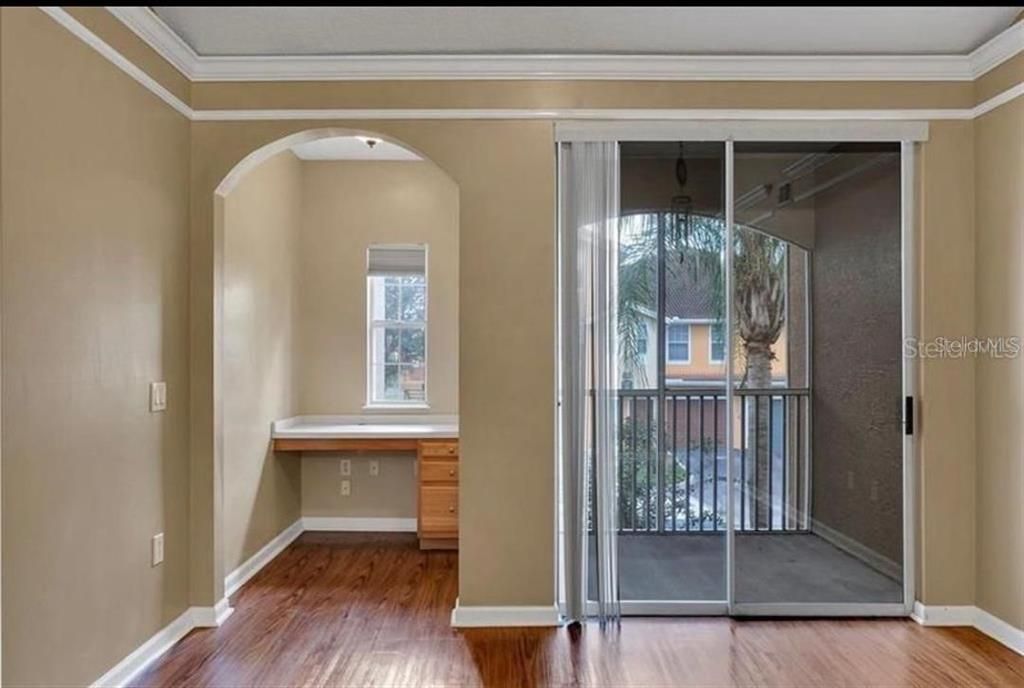 В аренду: $2,095 (2 спален, 2 ванн, 1174 Квадратных фут)