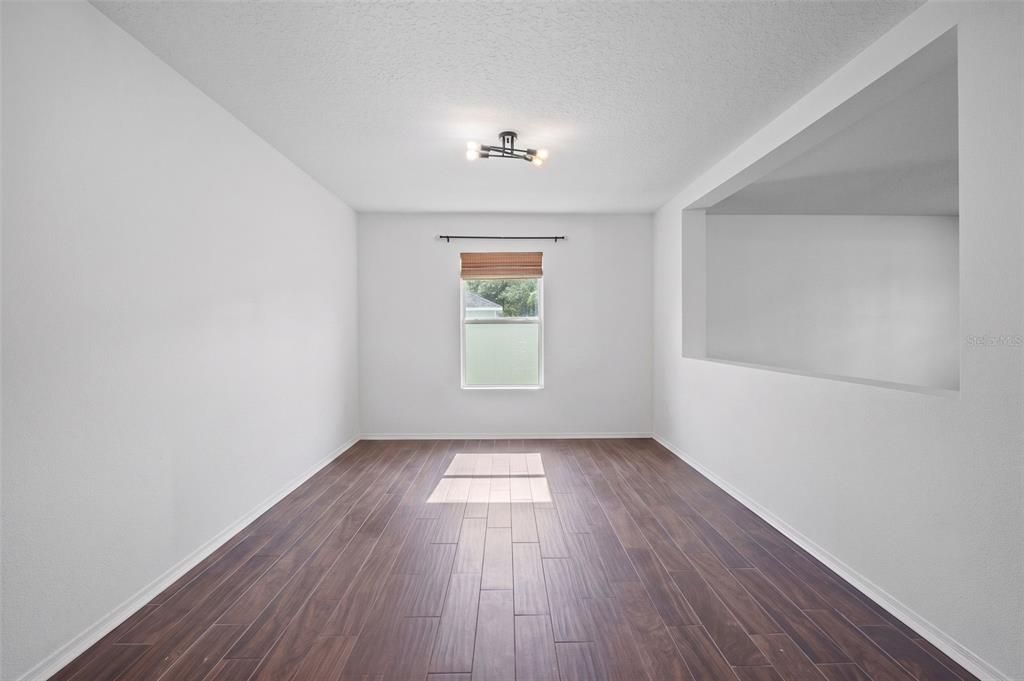For Sale: $419,900 (3 beds, 2 baths, 1976 Square Feet)