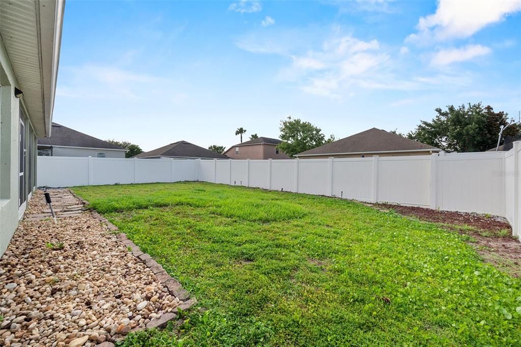 For Sale: $419,900 (3 beds, 2 baths, 1976 Square Feet)