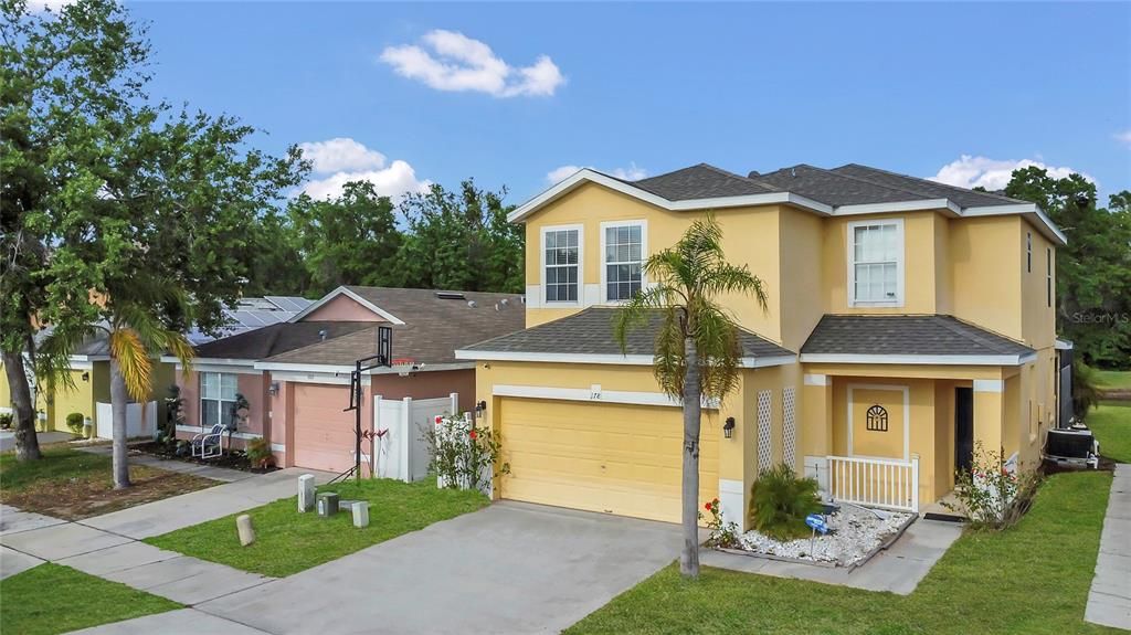 Active With Contract: $325,000 (4 beds, 3 baths, 1768 Square Feet)