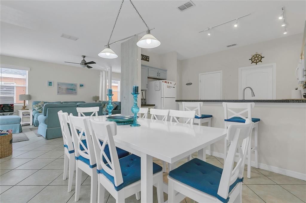Active With Contract: $325,000 (4 beds, 3 baths, 1768 Square Feet)