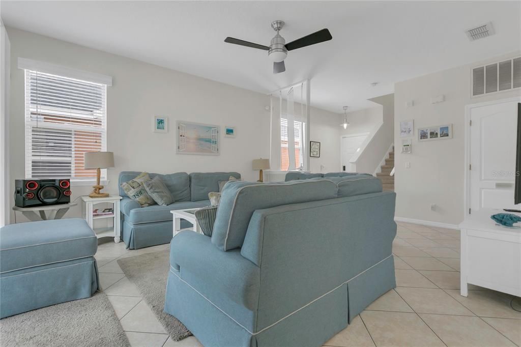 Active With Contract: $325,000 (4 beds, 3 baths, 1768 Square Feet)
