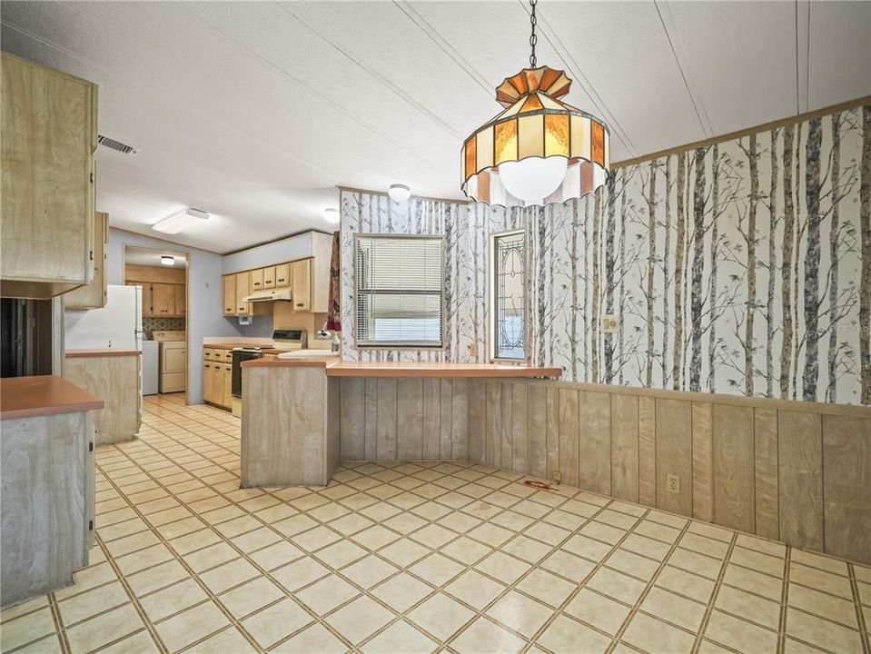 На продажу: $90,000 (2 спален, 2 ванн, 1352 Квадратных фут)