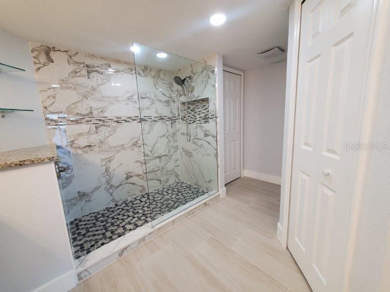 For Rent: $2,800 (3 beds, 2 baths, 1823 Square Feet)