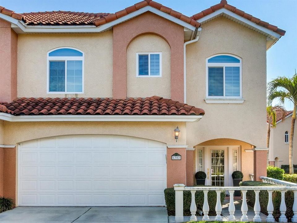 For Rent: $4,000 (3 beds, 2 baths, 2626 Square Feet)