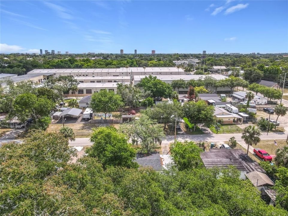 For Sale: $159,900 (2 beds, 1 baths, 648 Square Feet)