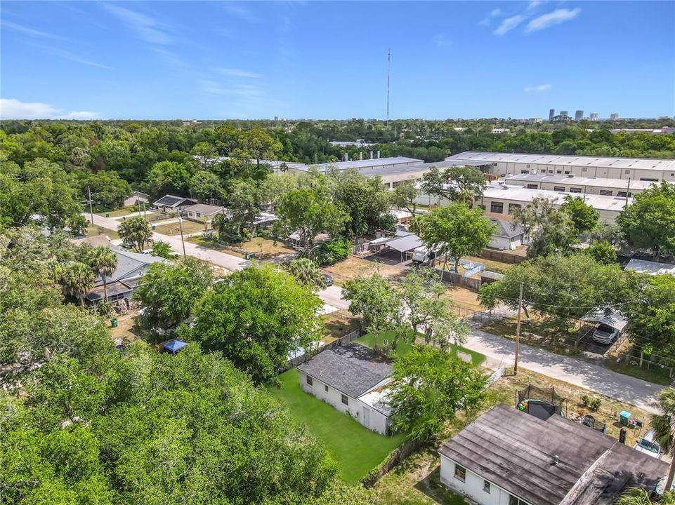 For Sale: $159,900 (2 beds, 1 baths, 648 Square Feet)