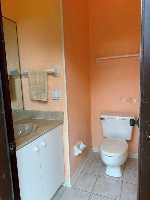En Venta: $599,900 (3 camas, 2 baños, 2674 Pies cuadrados)