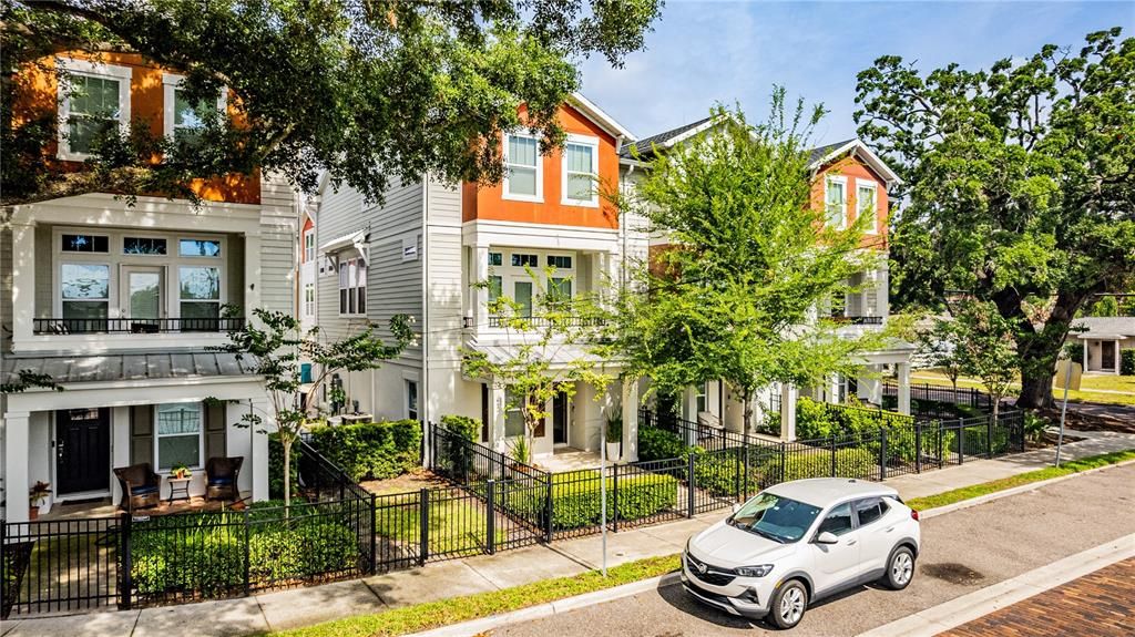 For Sale: $659,000 (3 beds, 3 baths, 1880 Square Feet)