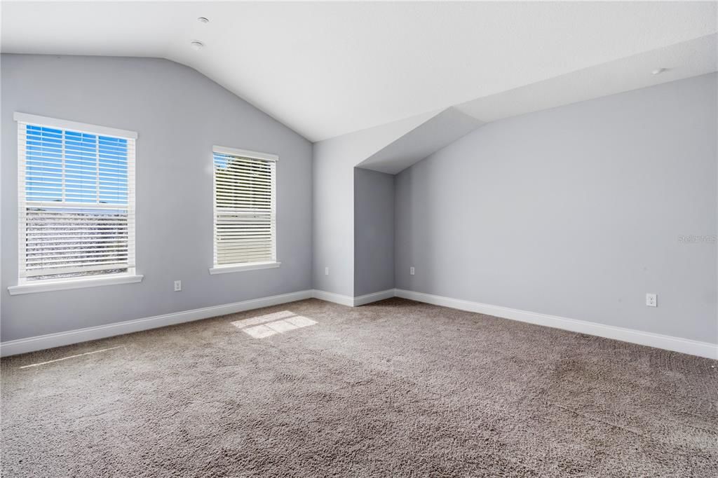 For Sale: $659,000 (3 beds, 3 baths, 1880 Square Feet)