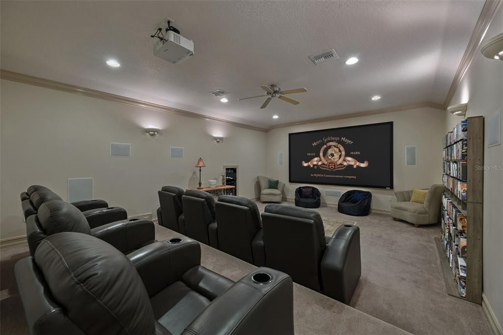 For Sale: $1,295,000 (4 beds, 5 baths, 4186 Square Feet)