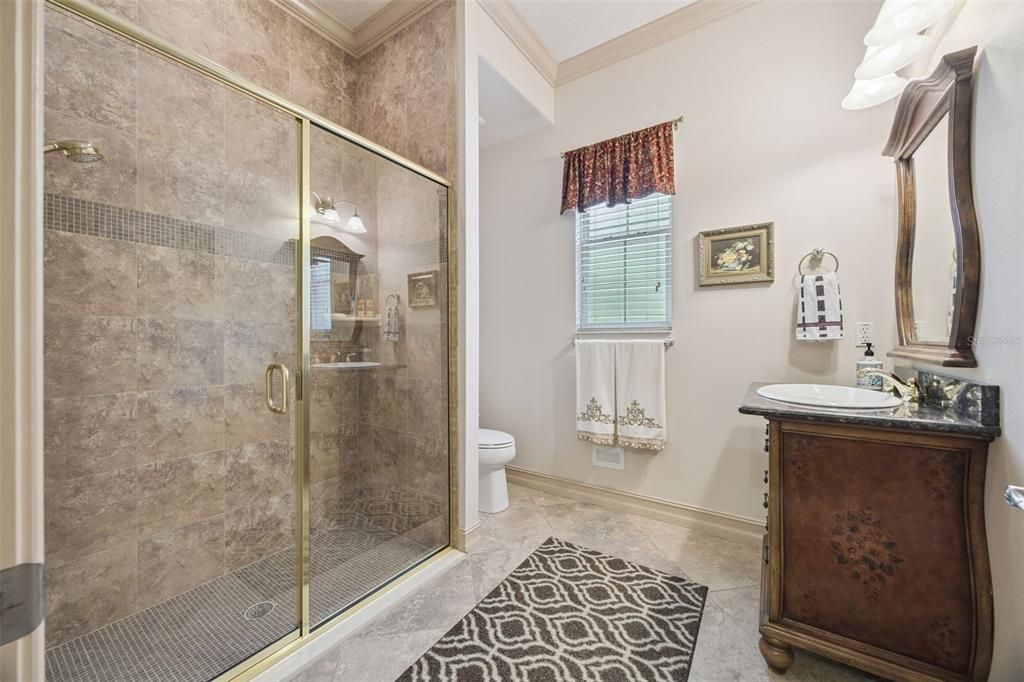 For Sale: $1,295,000 (4 beds, 5 baths, 4186 Square Feet)