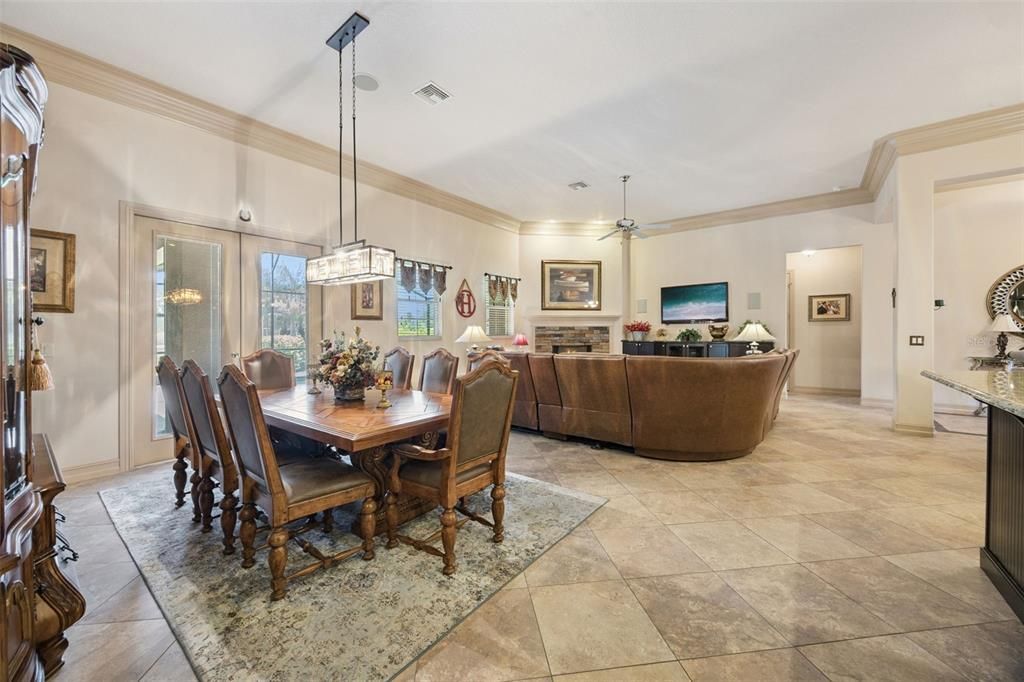 For Sale: $1,295,000 (4 beds, 5 baths, 4186 Square Feet)