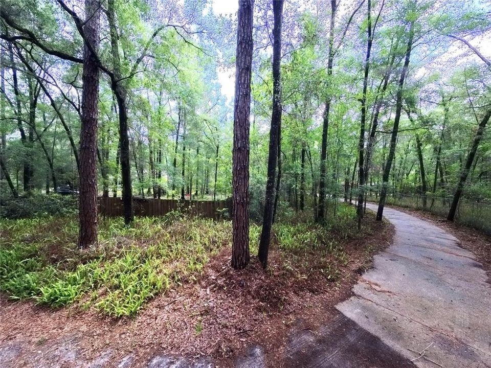 For Sale: $290,000 (2 beds, 1 baths, 1251 Square Feet)