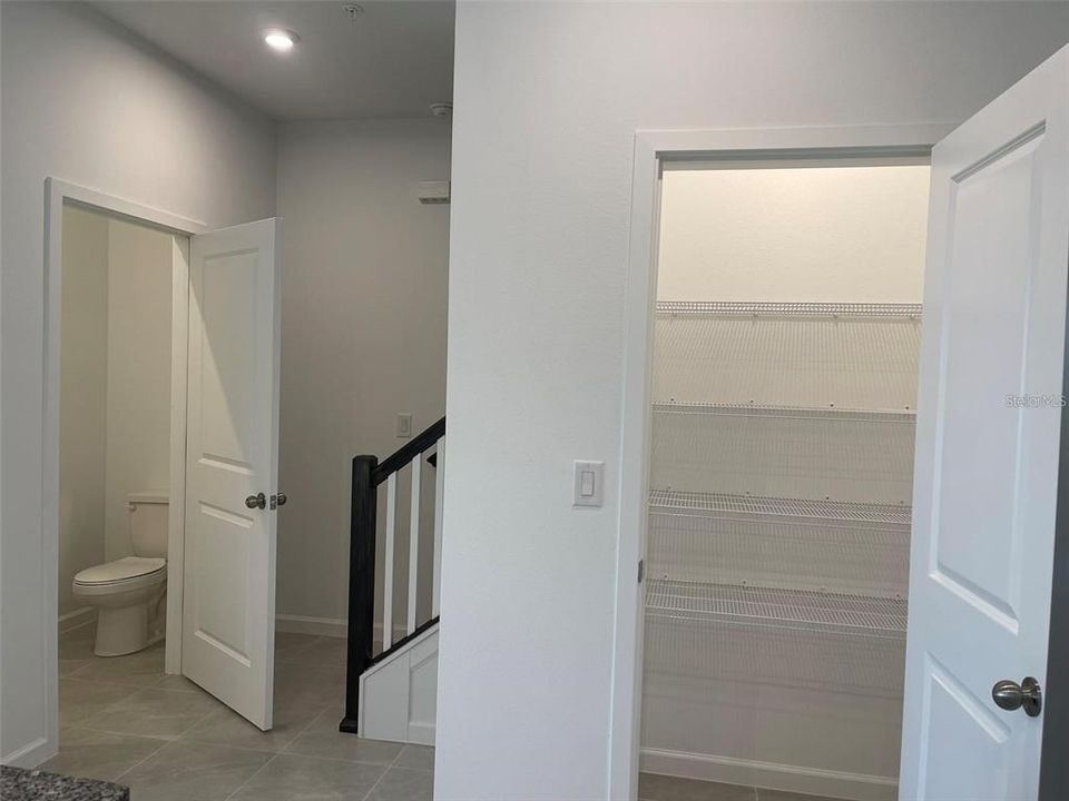 For Rent: $2,350 (3 beds, 2 baths, 1627 Square Feet)