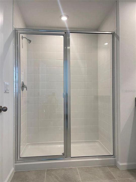For Rent: $2,350 (3 beds, 2 baths, 1627 Square Feet)