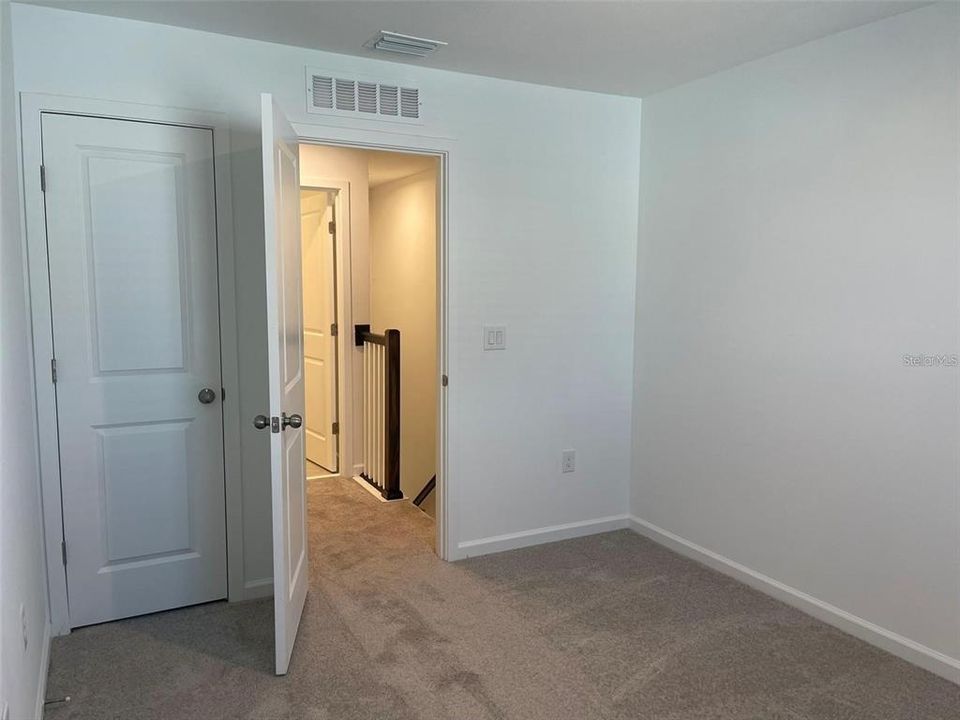 For Rent: $2,350 (3 beds, 2 baths, 1627 Square Feet)