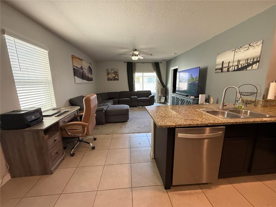 For Sale: $445,000 (3 beds, 2 baths, 1494 Square Feet)