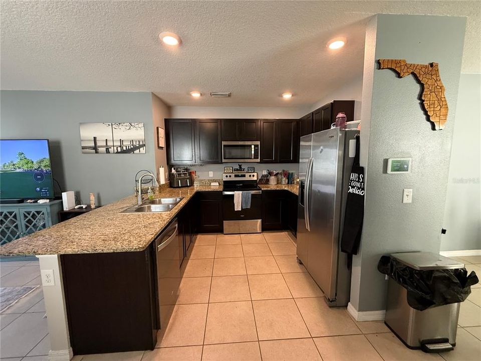 For Sale: $445,000 (3 beds, 2 baths, 1494 Square Feet)