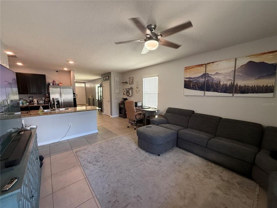 For Sale: $445,000 (3 beds, 2 baths, 1494 Square Feet)