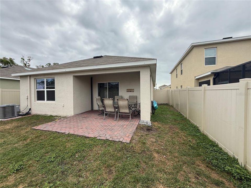 For Sale: $445,000 (3 beds, 2 baths, 1494 Square Feet)